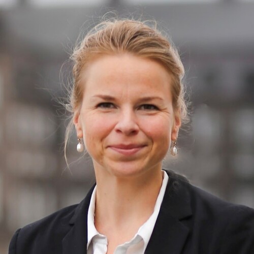 Mieke Bak